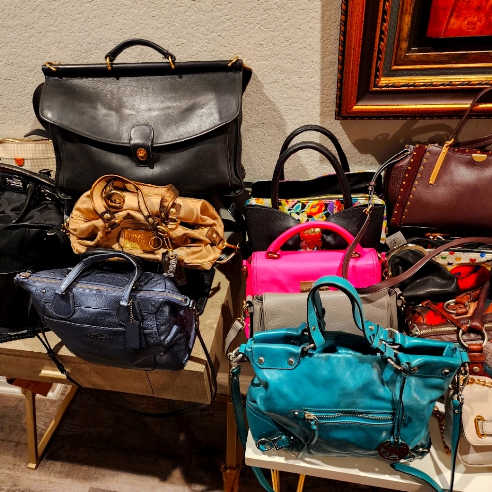 011- 6/23 Jewelry and Purse Live Show